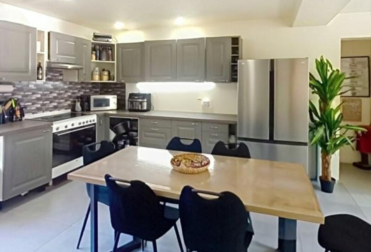 PUGET SUR ARGENS Appartement climatisé 2 terrasses 3 chambres 105 m2 — photo 1
