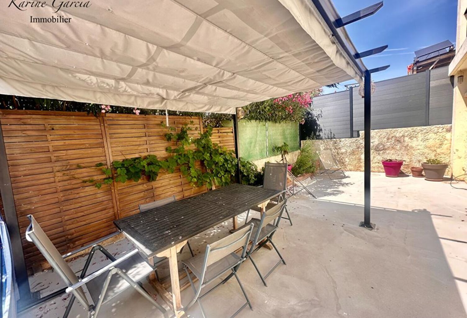 CENTRE VILLE SIX FOURS LES PLAGES - MAISON DE TYPE 4 - GARAGE - TERRAIN 260 M² — photo 1