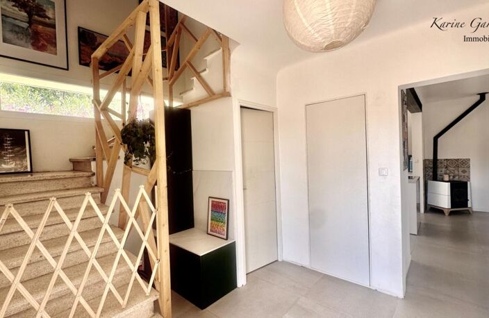 CENTRE VILLE SIX FOURS LES PLAGES - MAISON DE TYPE 4 - GARAGE - TERRAIN 260 M² — photo 3