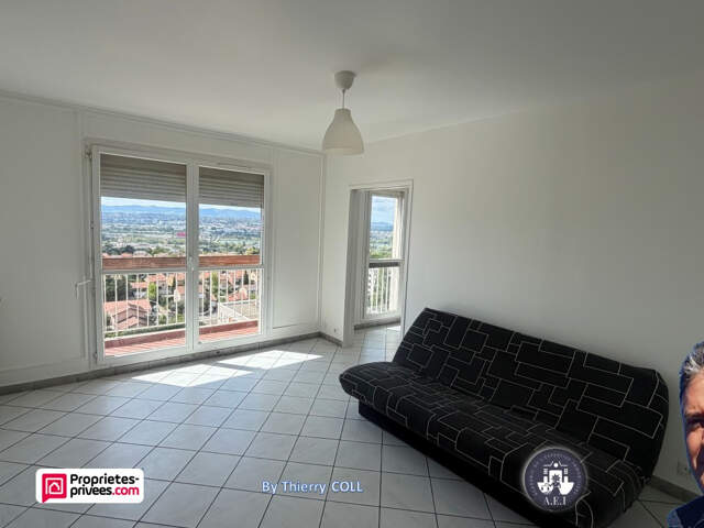 APPARTEMENT LOCATION SAINT-FONS  4 pièce(s) 83 m2 — photo du bien