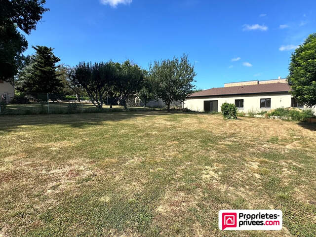 Terrain Saint Bonnet De Mure 525 m2 libre de tout constructeur — photo du bien