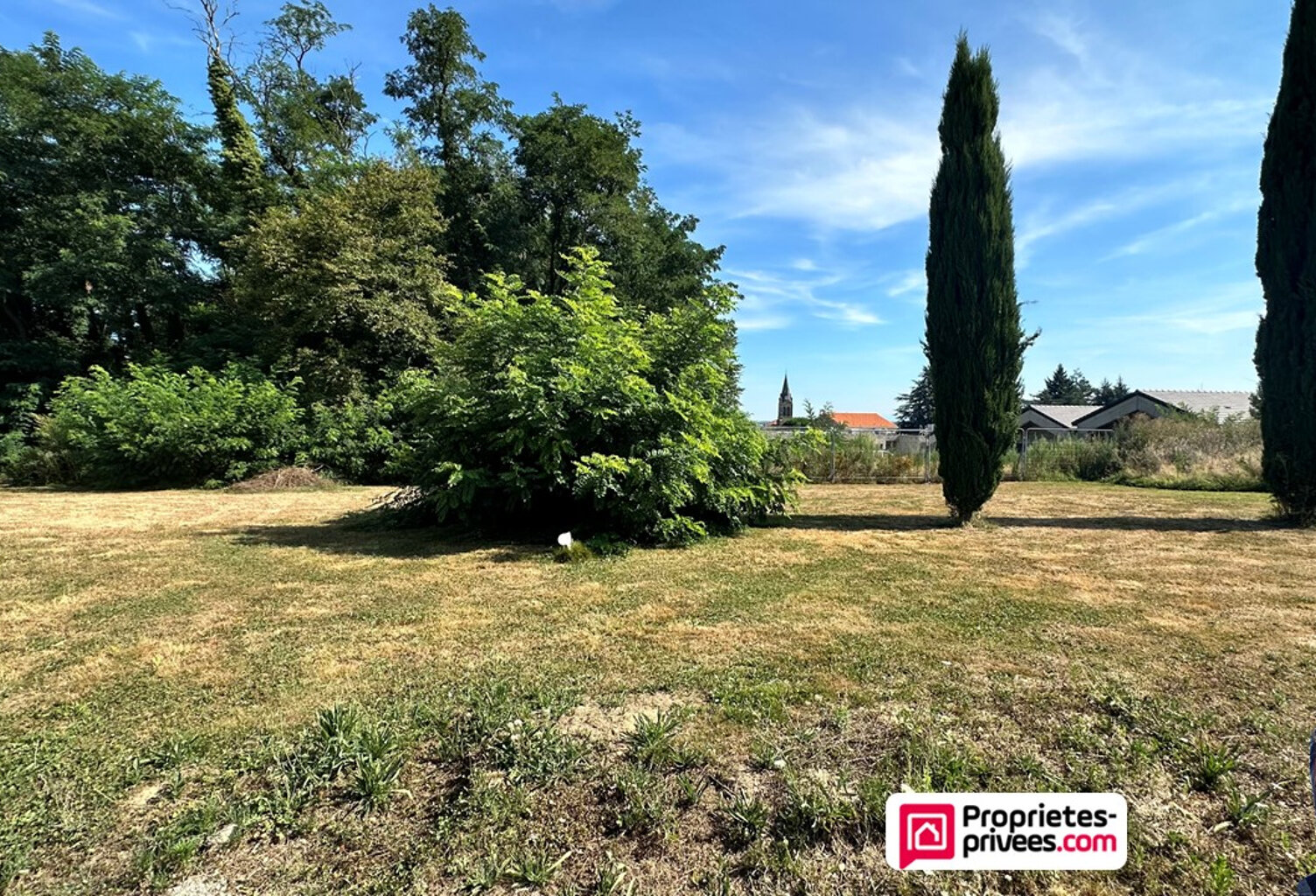 Terrain viabilisé Saint Bonnet De Mure 468 m2 libre de tout constructeur — photo 1
