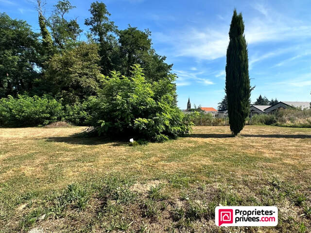 Terrain viabilisé Saint Bonnet De Mure 468 m2 libre de tout constructeur — photo du bien