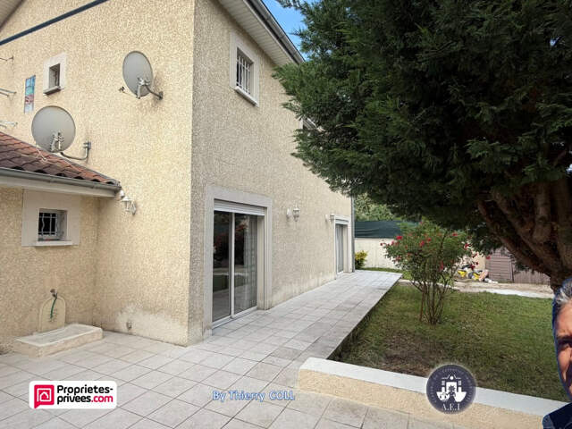 MAISON INDIVIDUELLE 4 CHAMBRES VENISSIEUX  147.31 m2 — photo du bien