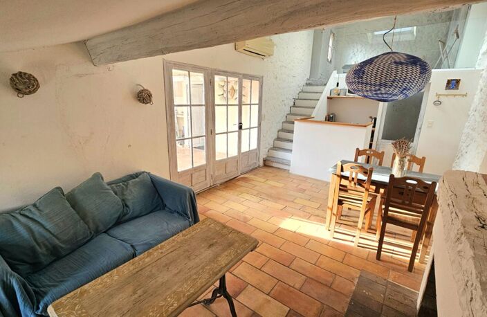 Opportunité exceptionnelle pour investisseurs : grande maison avec terrasse — photo 2