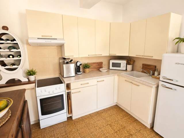 Appartement T2 lumineux de 47 m² ? Au coeur de Claviers , Var — photo du bien