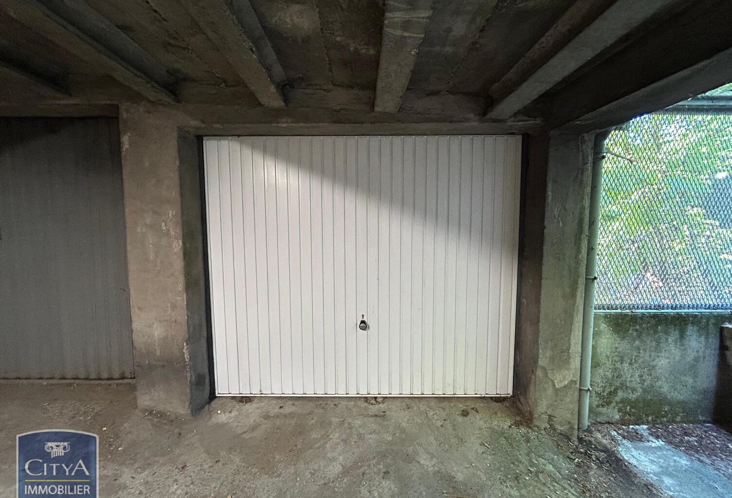 Location garage   à Chambéry (73000) — photo 1