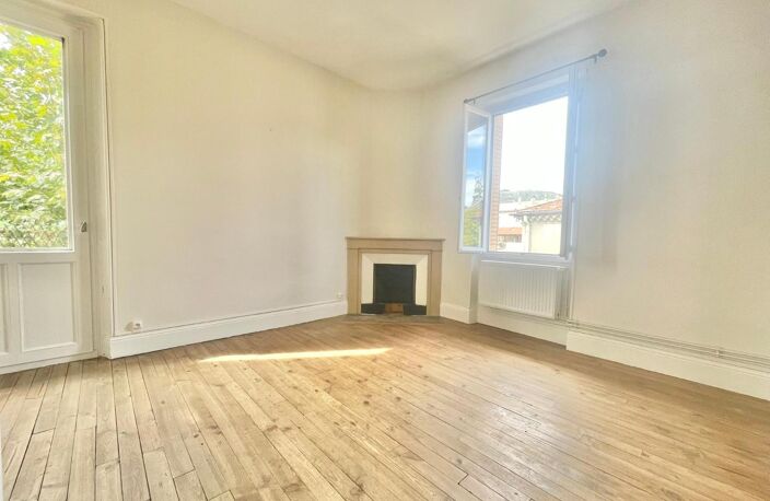 Location appartement 4 pièces 85 m² à Saint-Péray (07130) — photo 2