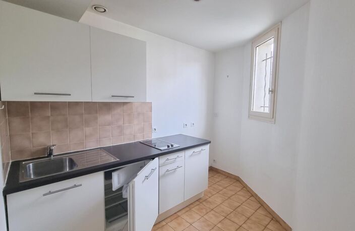 Location appartement 2 pièces 34 m² à Tours (37000) — photo 2