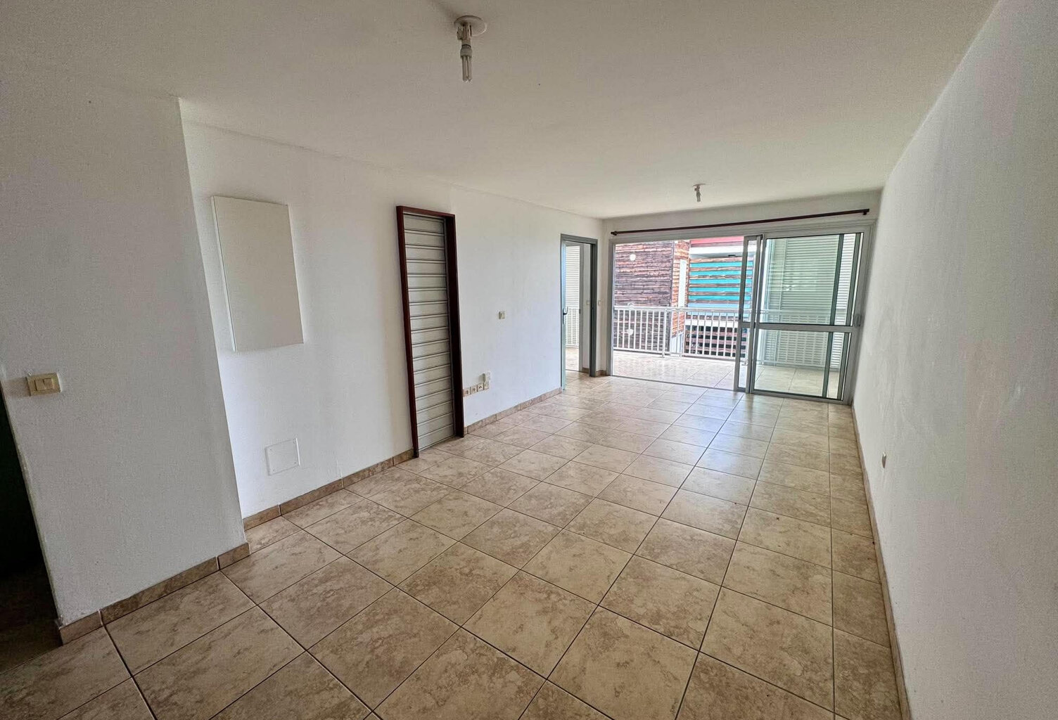 T2 ST PIERRE CENTRE ILET DU CENRTE — photo 1