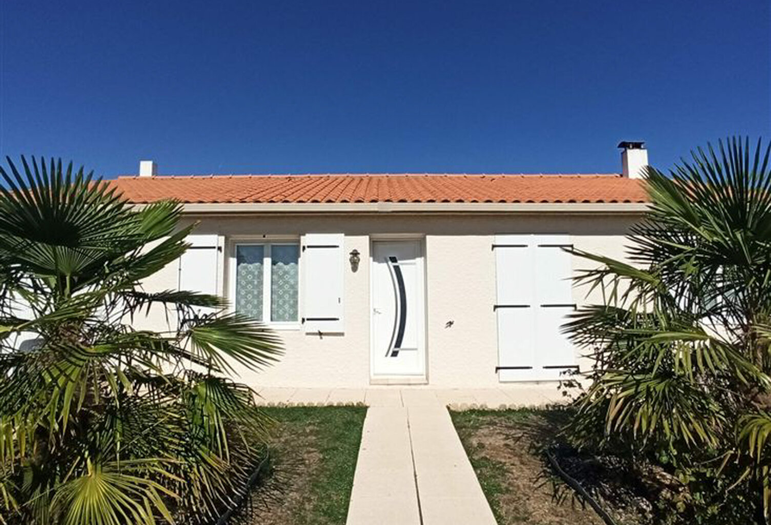 SAINT-PROUANT - Maison de plain-pied - 3 chambres — photo 1
