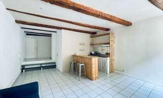 Appartement 2 Pièces 87 m² à louer à Marseille 2 (13002)