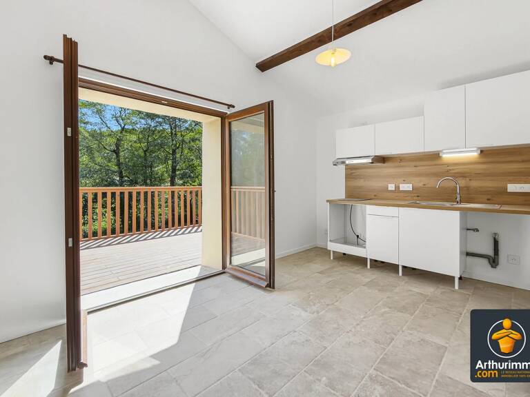BOFFRES – Maison entièrement rénovée avec terrasse, terrain de 420 m² et vue dégagée — photo 1