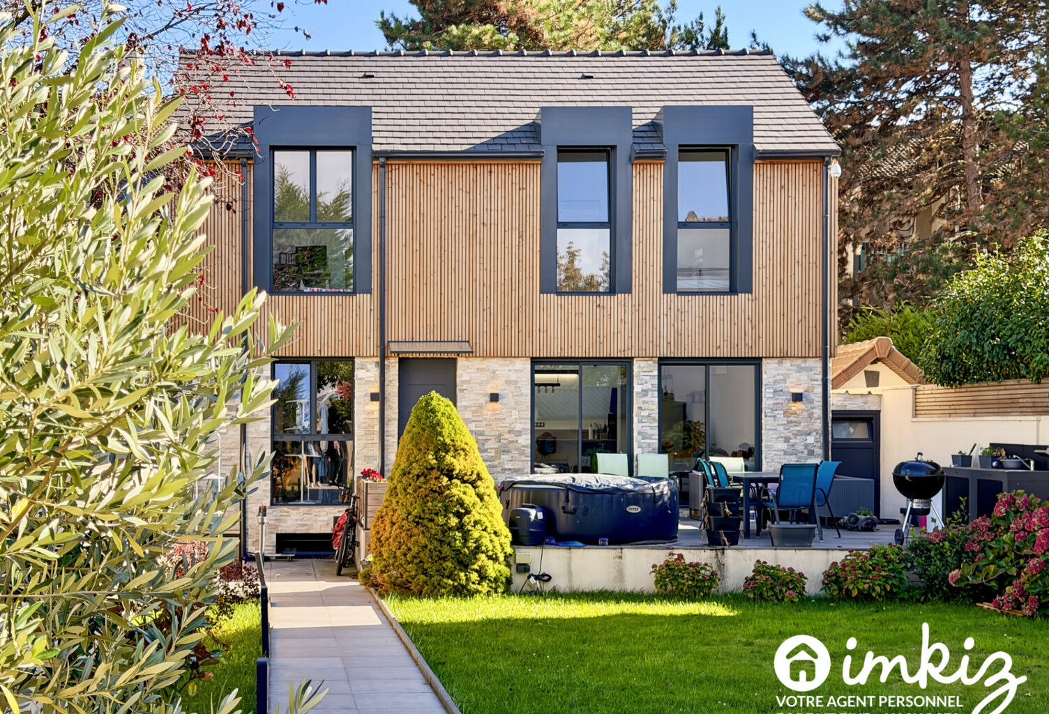 Propriété d’exception RT2012 - 165 m² – Jardin — photo 1