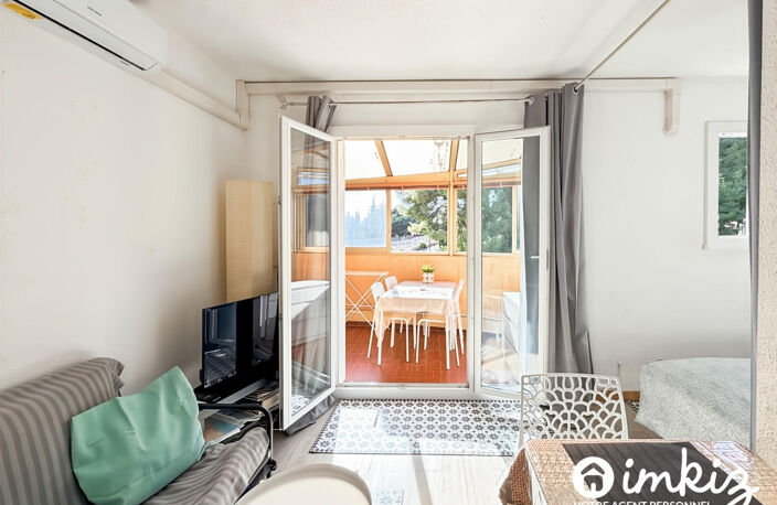 Appartement 2 coins nuit - veranda -stationnement — photo 3