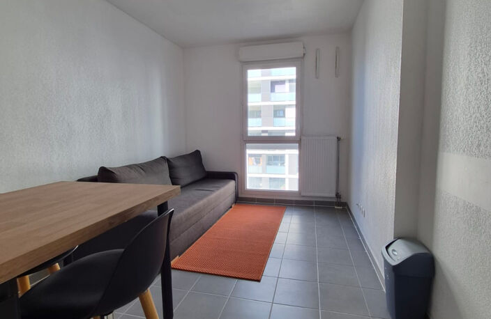 Studio refait à neuf - loué meublé Ascenseur — photo 4