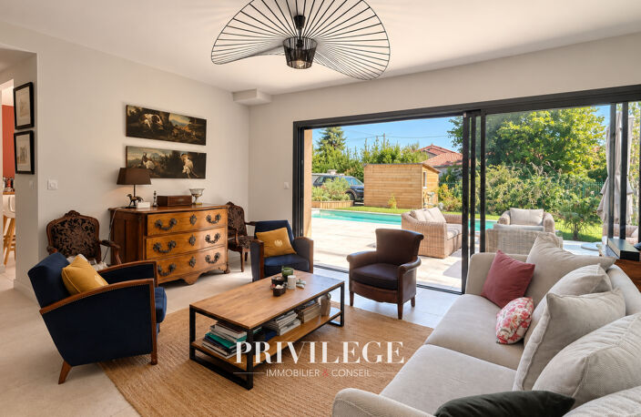 Maison contemporaine de 2024 avec piscine   Environ 180 m2 — photo 3