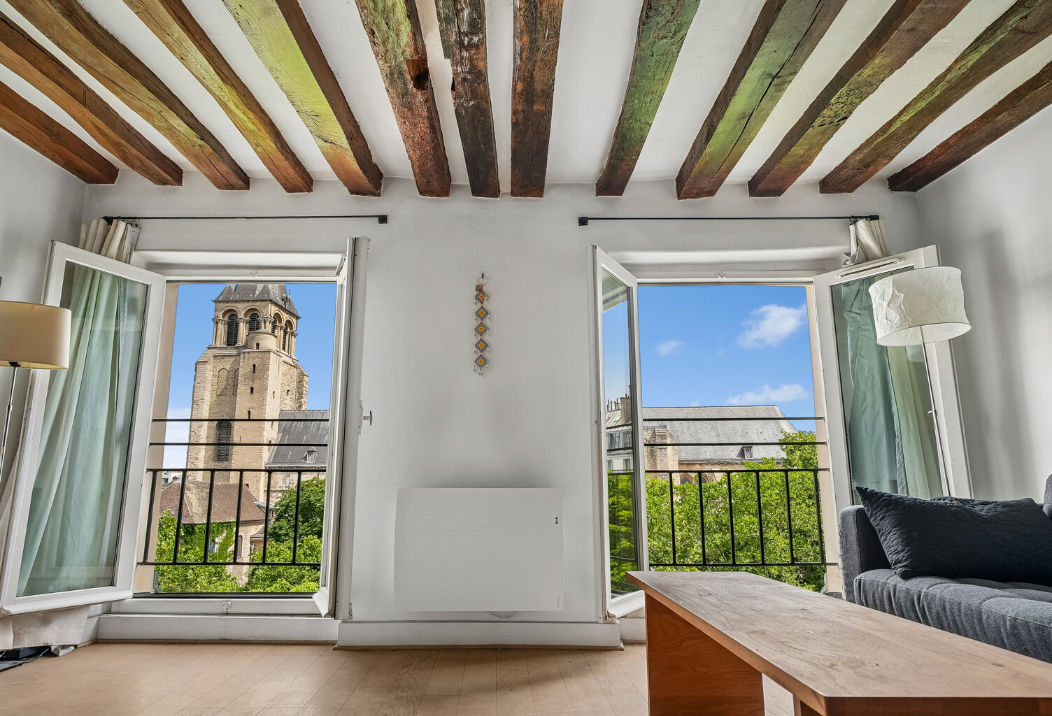 PARIS 6 - 2 PIECES 42 M2- VUE EGLISE SAINT GERMAIN DES PRES — photo 1