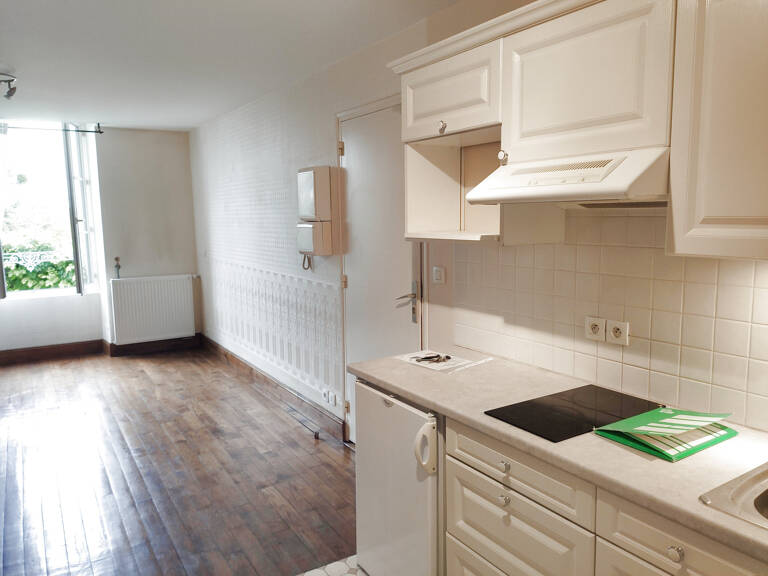 Studio vue sur Loire dans belle propriété - Eau + chauffage — photo 1