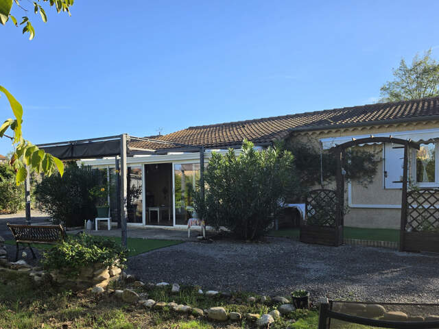 Grospierres (07120)   maison 69 m2 + Véranda 16 m2 sur 955 m — photo du bien