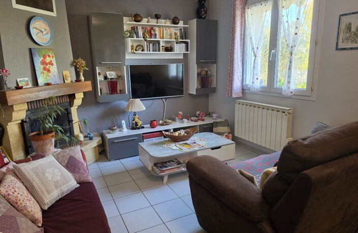 Grospierres (07120)   maison 69 m2 + Véranda 16 m2 sur 955 m — photo 3