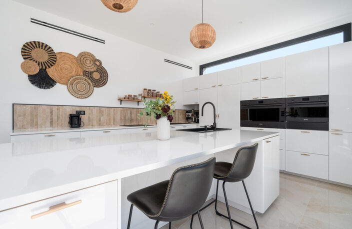 Dépt Hérault (34), à vendre PEROLS Maison P6 de 210m2 - Pisc — photo 4