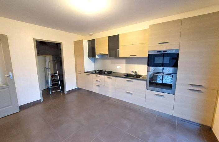 Location maison 4 pièces 123 m² à Beynost (01700) — photo 3