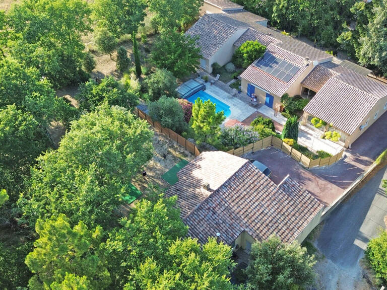2 Maisons de plain pied de 9 et  4 pièces piscine — photo 1