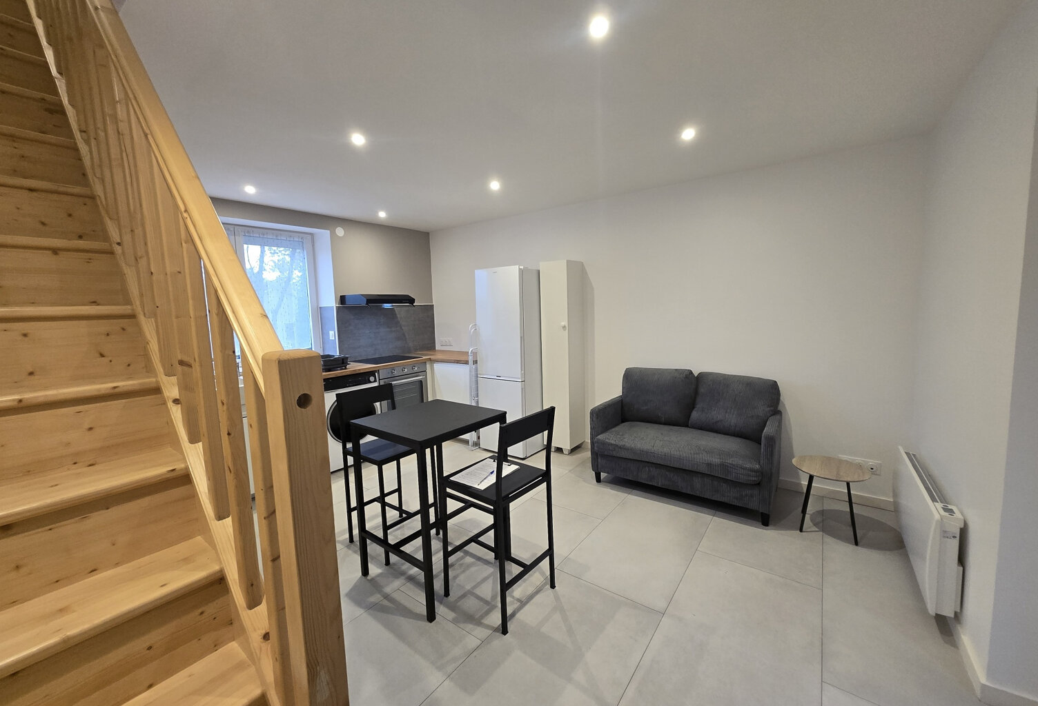 T1 meublé duplex TOTALEMENT rénové  en 2025 avec terrasse et — photo 1