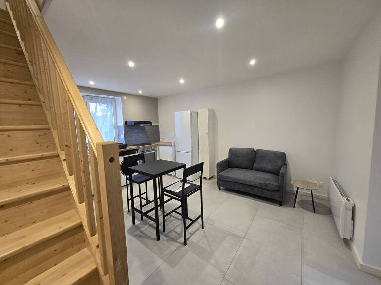 T1 meublé duplex TOTALEMENT rénové  en 2025 avec terrasse et — photo 1