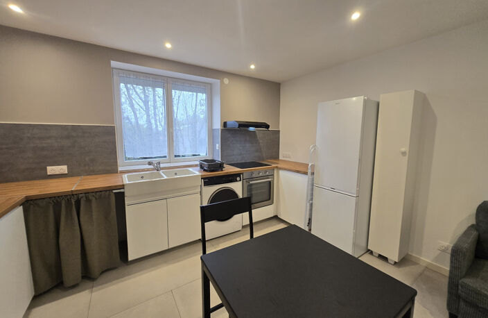 T1 meublé duplex TOTALEMENT rénové  en 2025 avec terrasse et — photo 2