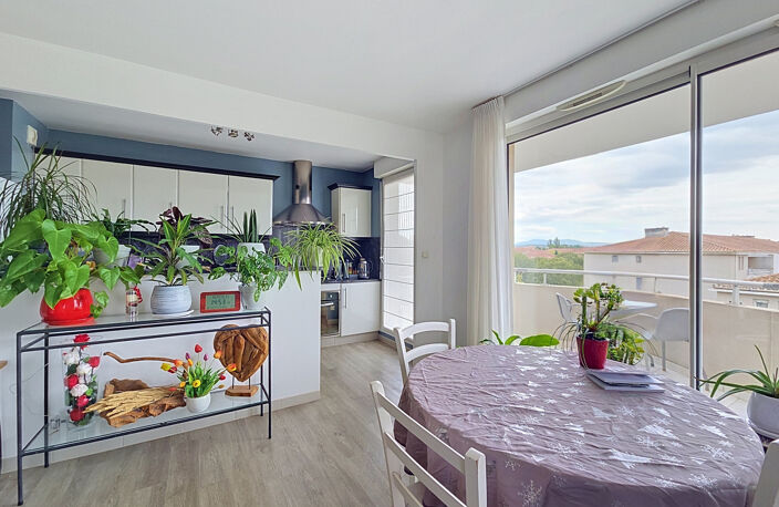Secteur Bagatelle - Appartement T4 de 83m2 au 3ème étage, ex — photo 5