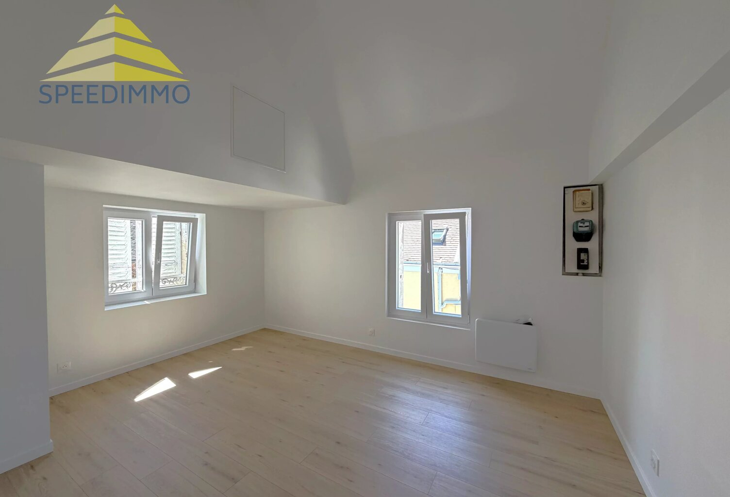 Maison T3 centre ville de Mandres les Roses — photo 1