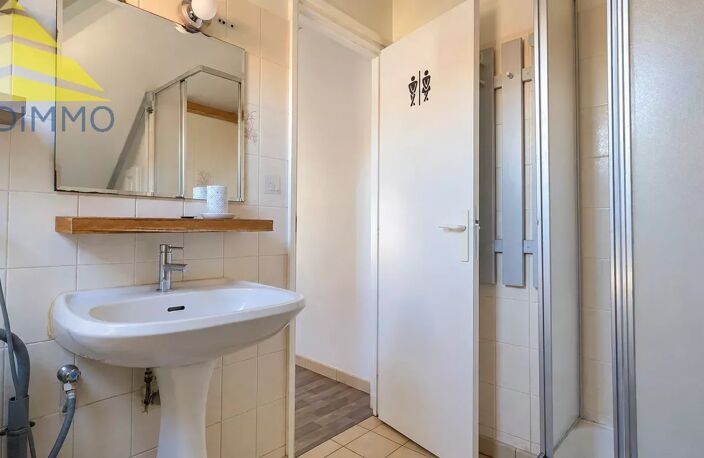 Appartement F2 centre-ville Périgny — photo 4