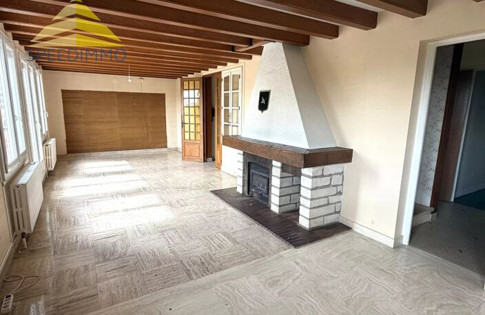 Vente maison 6 pièces 160 m² Mandres-les-Roses (94520) — photo 2