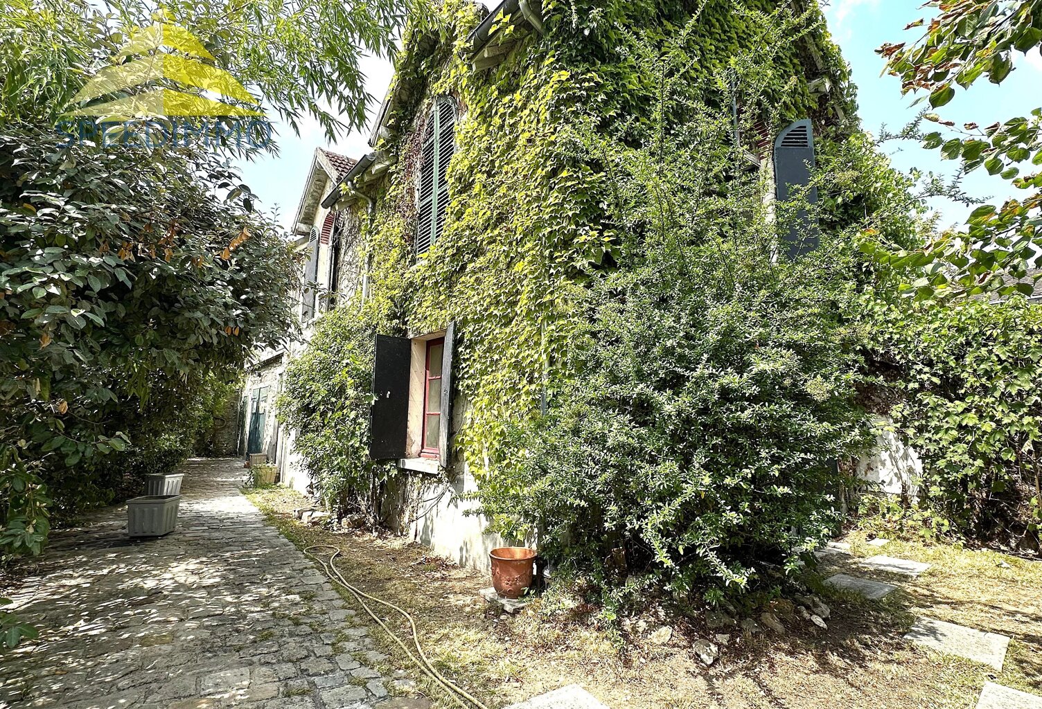 Vente maison 6 pièces 146 m² Varennes-Jarcy (91480) — photo 1