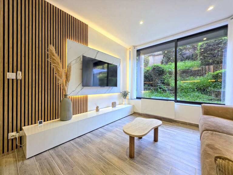 Aix-les-Bains centre : T2 moderne de 36 m² — photo 1