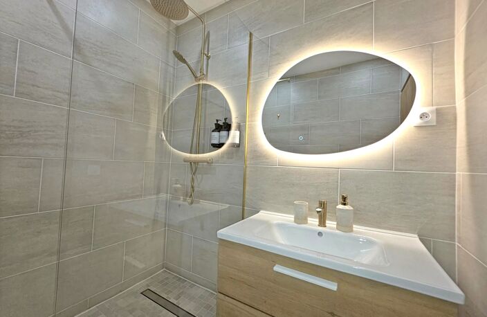 Aix-les-Bains centre : T2 moderne de 36 m² — photo 4