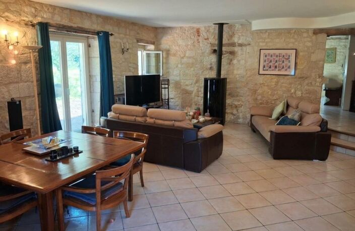 Maison en Pierres avec Piscine — photo 4
