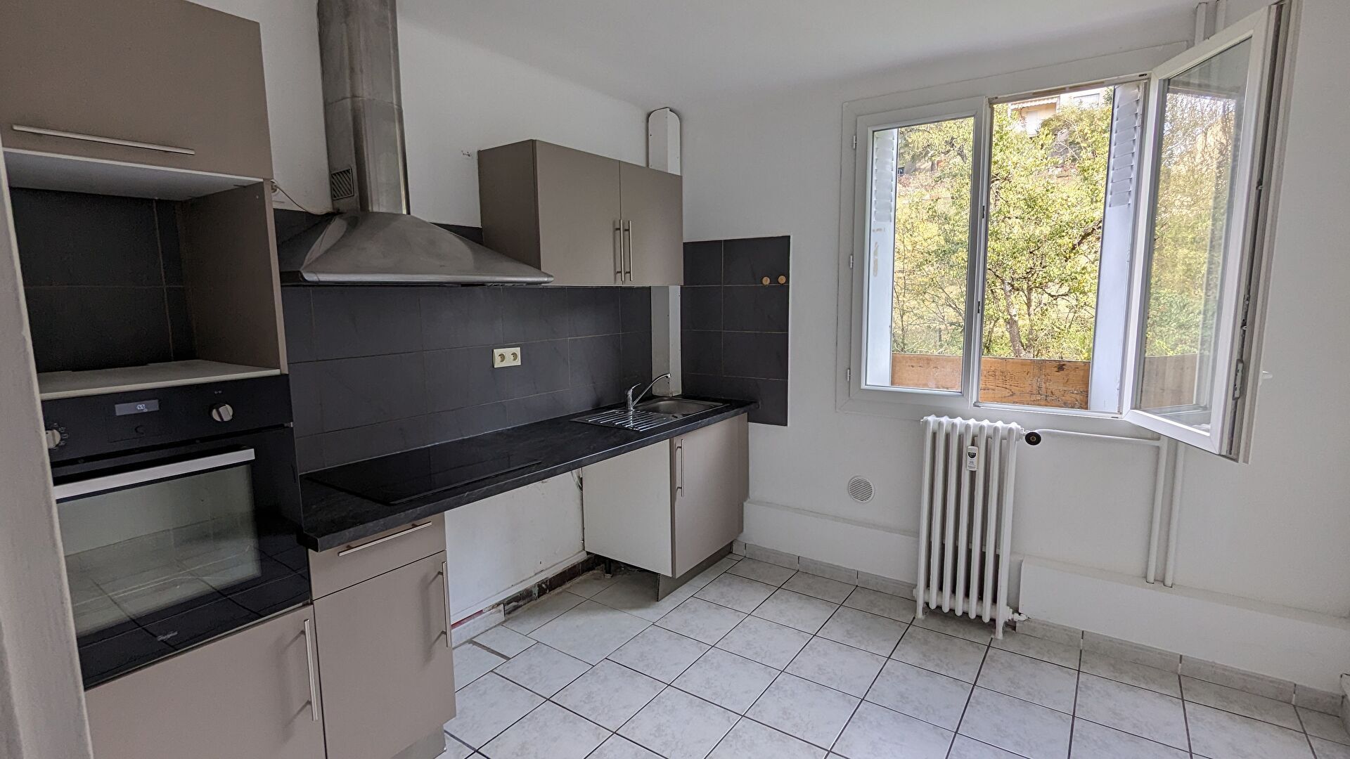 Appartement  T4 à louer Rodez 12000