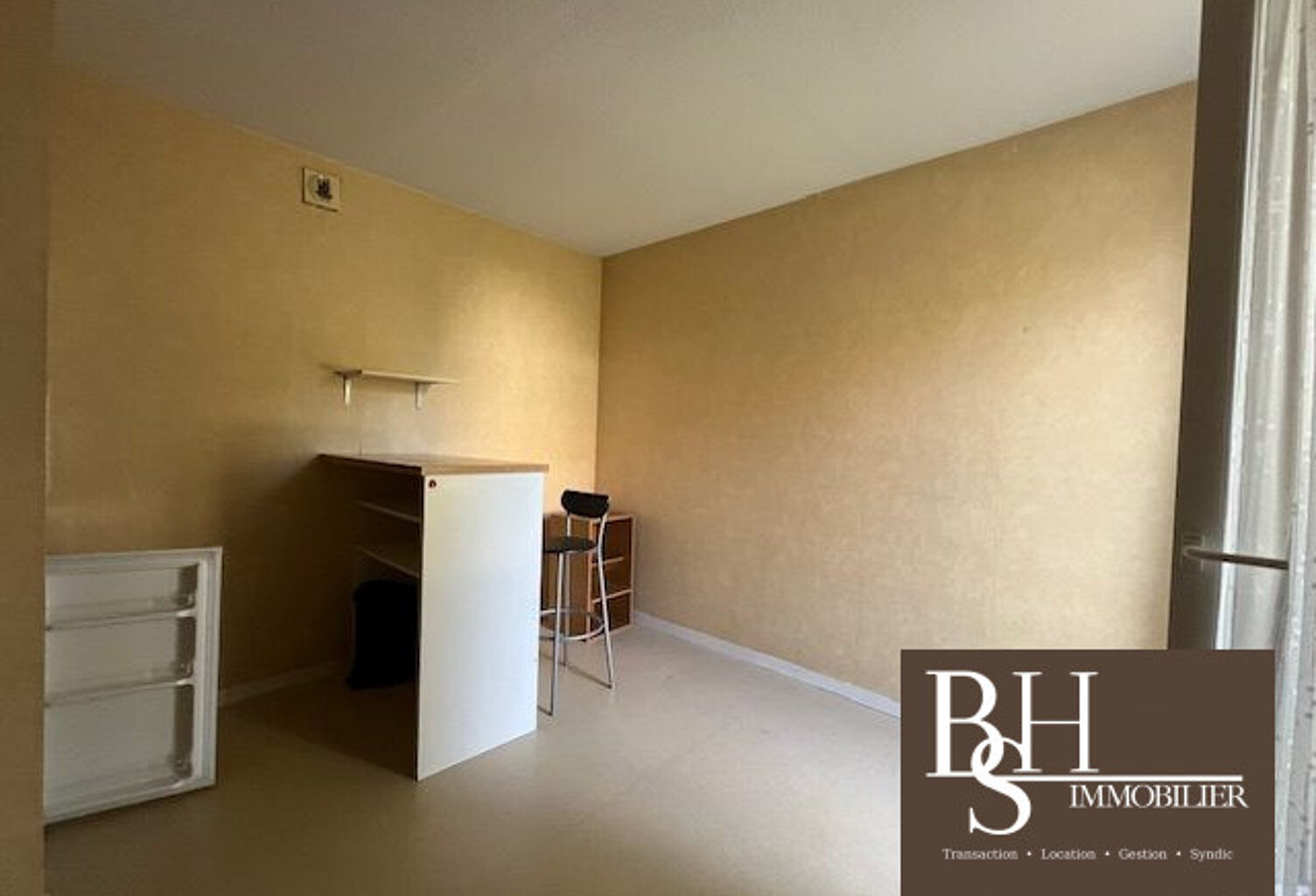Appartement à louer Poitiers — photo 1