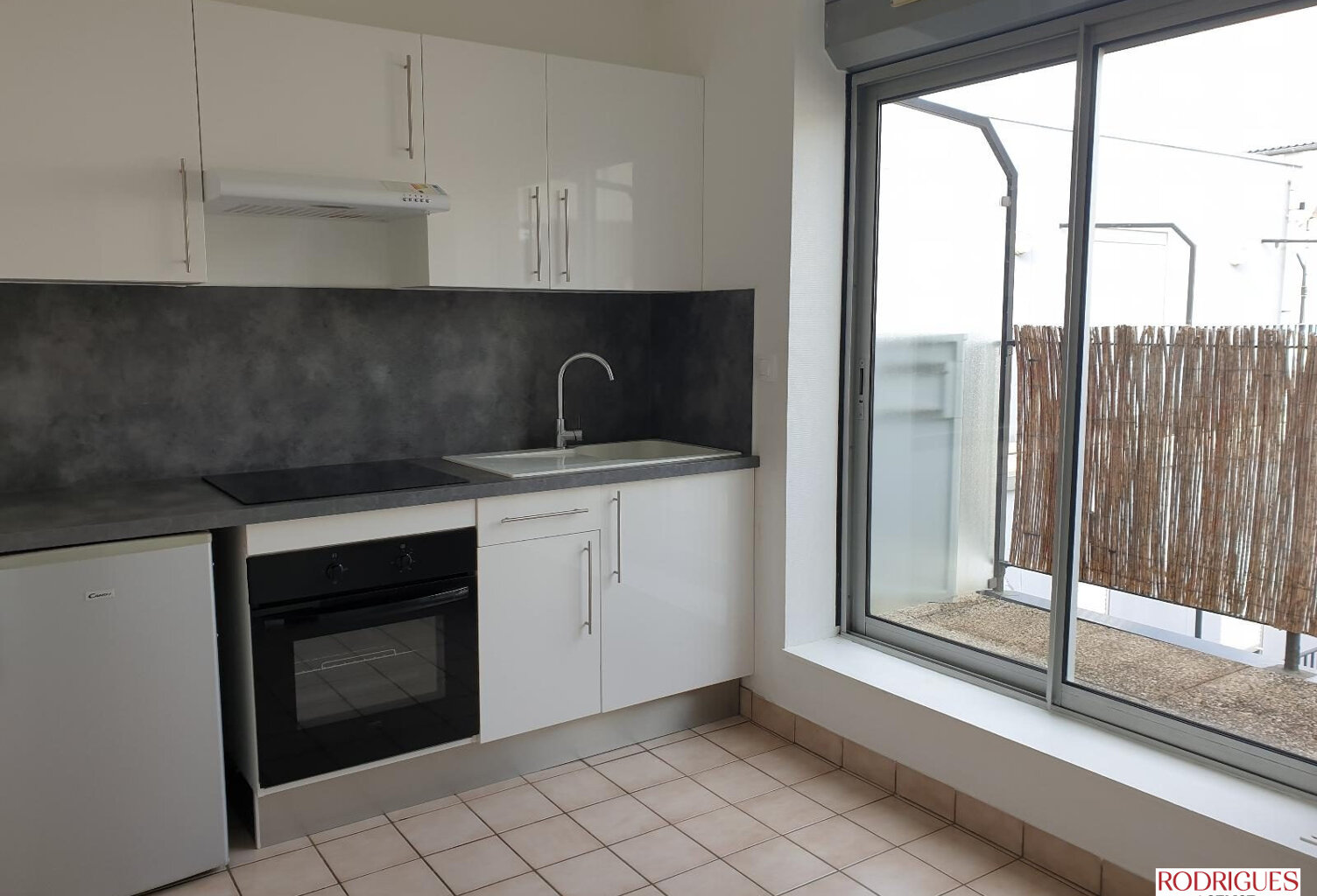 Appartement à louer POITIERS — photo 1