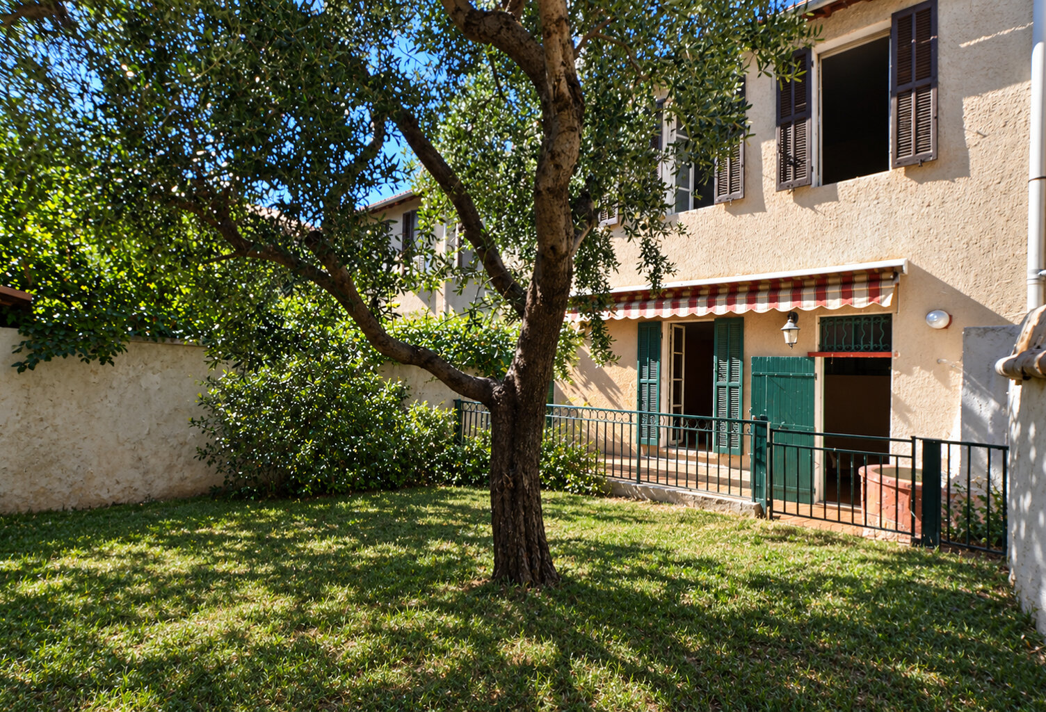 MAISON DE VILLE SAINT BARNABE CENTRE — photo 1