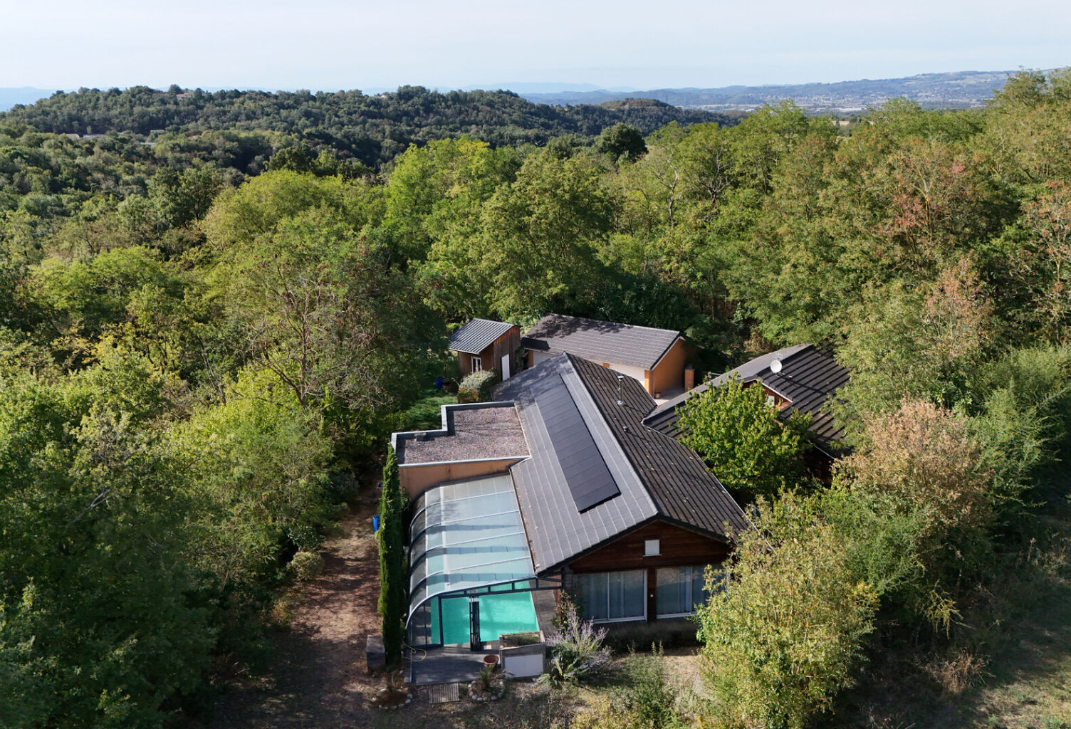 Maison d'exception de 230 m2 avec piscine chauffée — photo 1