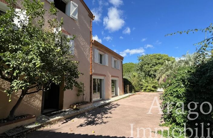 PERPIGNAN, PROPRIÉTÉ DE CARACTÈRE SUR PRÈS DE 2 HECTARES — photo 3