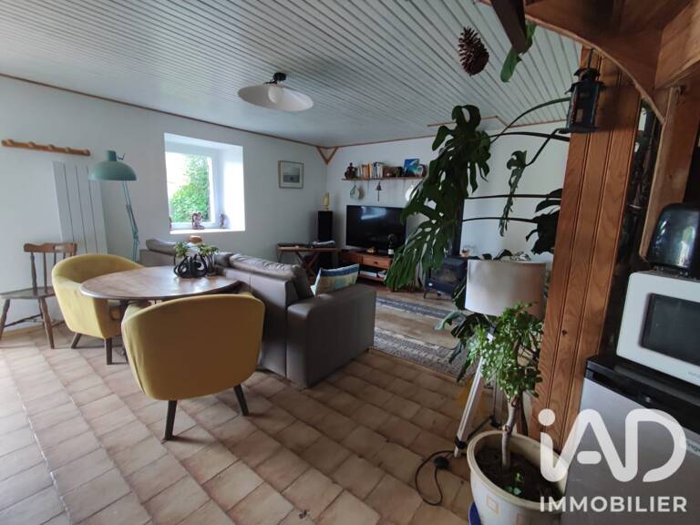 Vente Maison/villa 8 pièces — photo 1