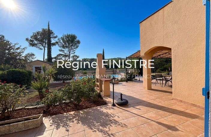 LES ARCS-SUR-ARGENS BASTIDE T5 - 179 M² - 4 CHAMBRES - PISCINE - DOUBLE GARAGE - BOULODROME - 5 087 M² DE TERRAIN CLOS — photo 5