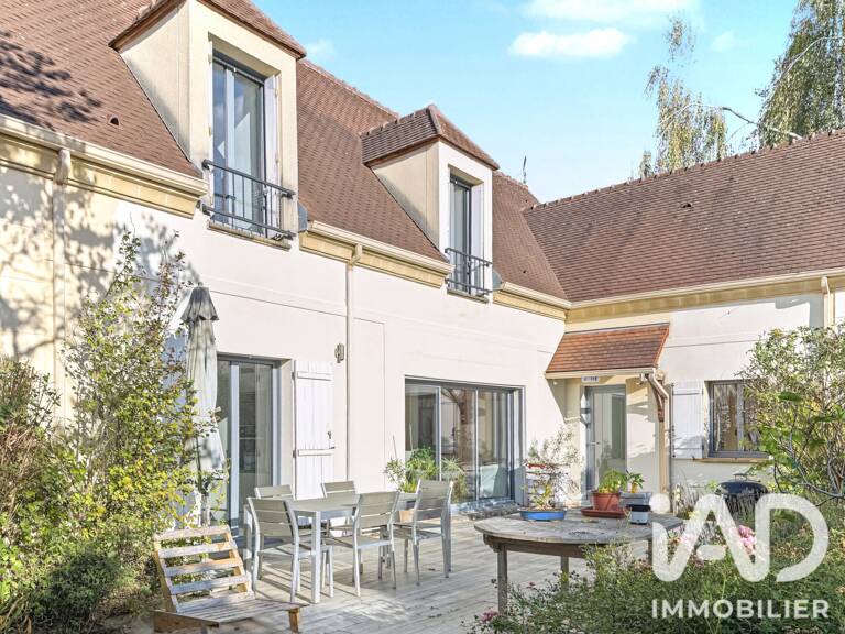 Vente Maison/villa 9 pièces — photo 1