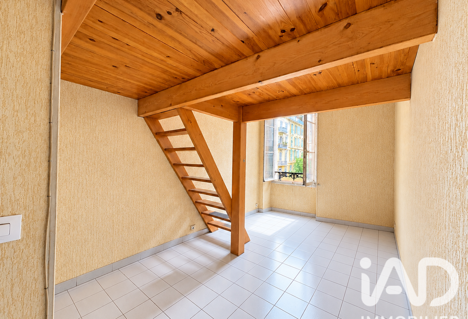 Vente Studio 1 pièce — photo 1