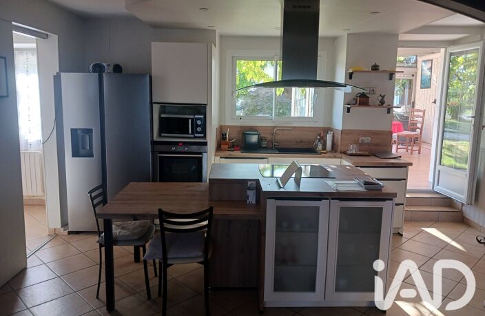Vente Maison/villa 6 pièces — photo 2